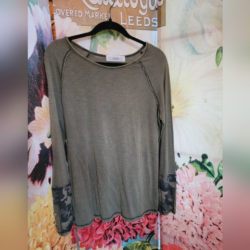 🌿🌺🌎Anthropologie🪴🌼🦋 Top
